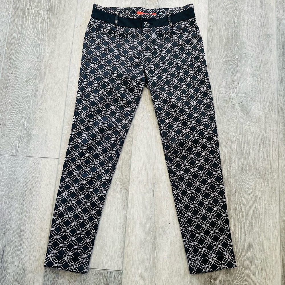 Anthropologie Cartonnier geometric pencil style trouser,  black + white, size 0